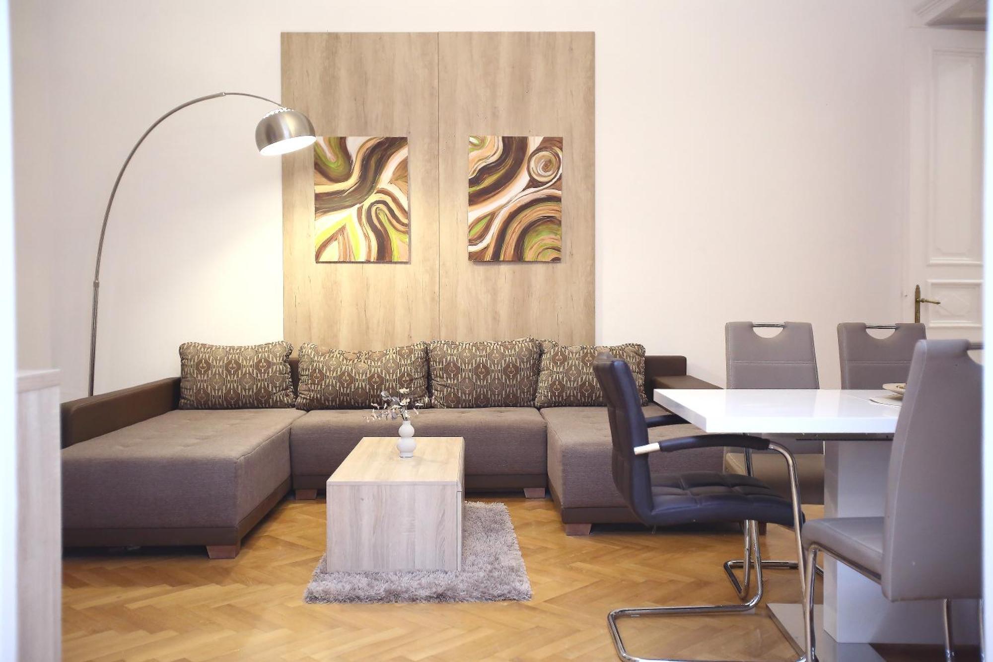 Venus - Opera Iv Apartment *